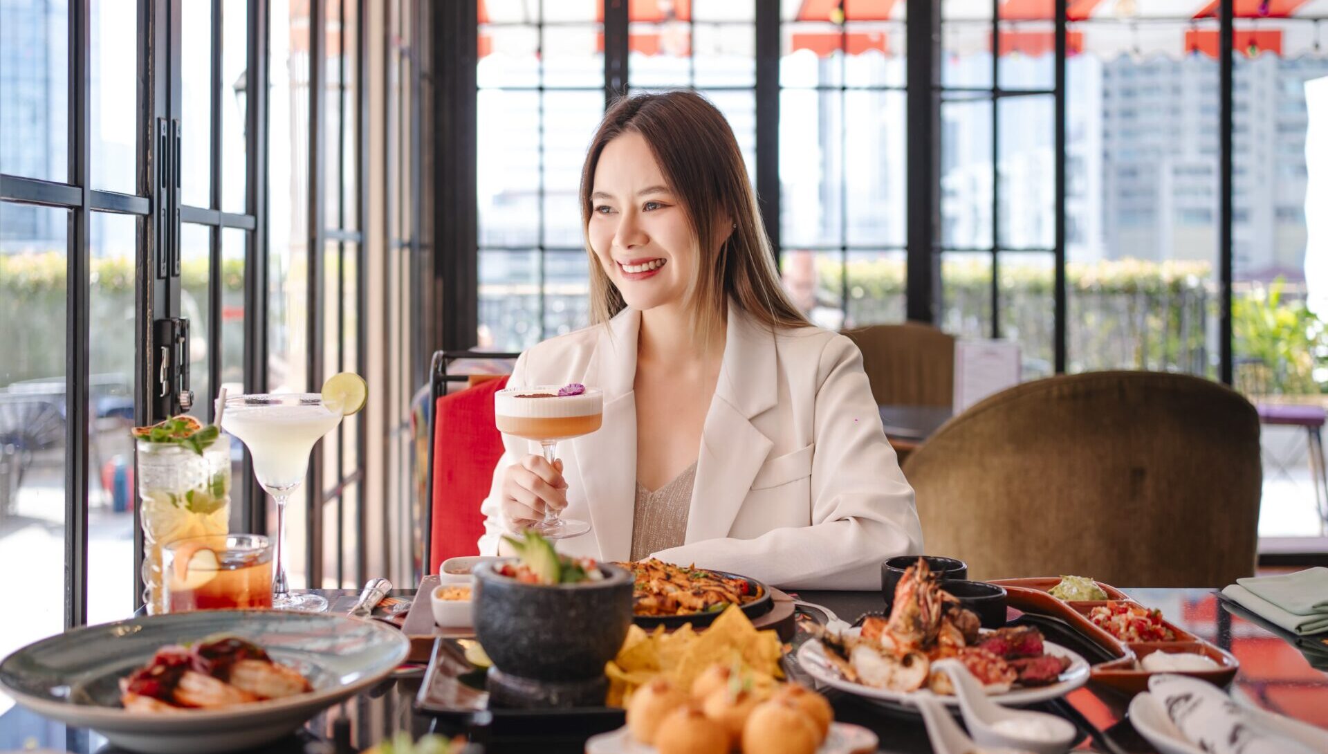 Best brunch buffet in Sukhumvit Bangkok with poolside dining at Rembrandt Hotel Bangkok