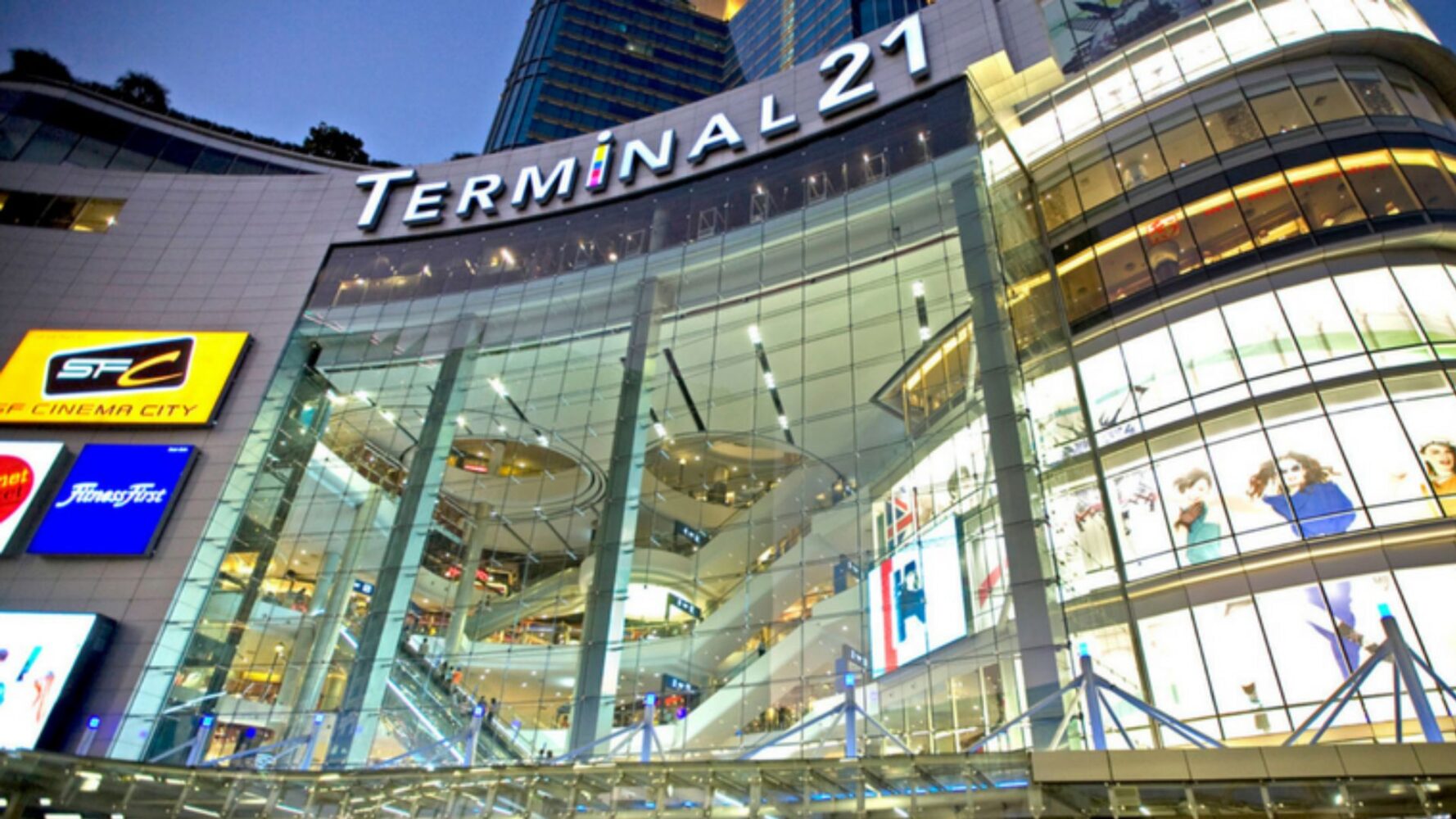 Terminal 21 Asok ห้างสรรพสินค้าใกล้ BTS อโศก สุขุมวิท กรุงเทพ