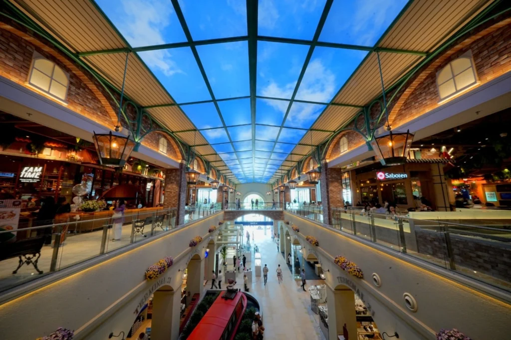 Rembrandt Hotel Bangkok – ideal location for exploring Terminal 21 Rama 3.