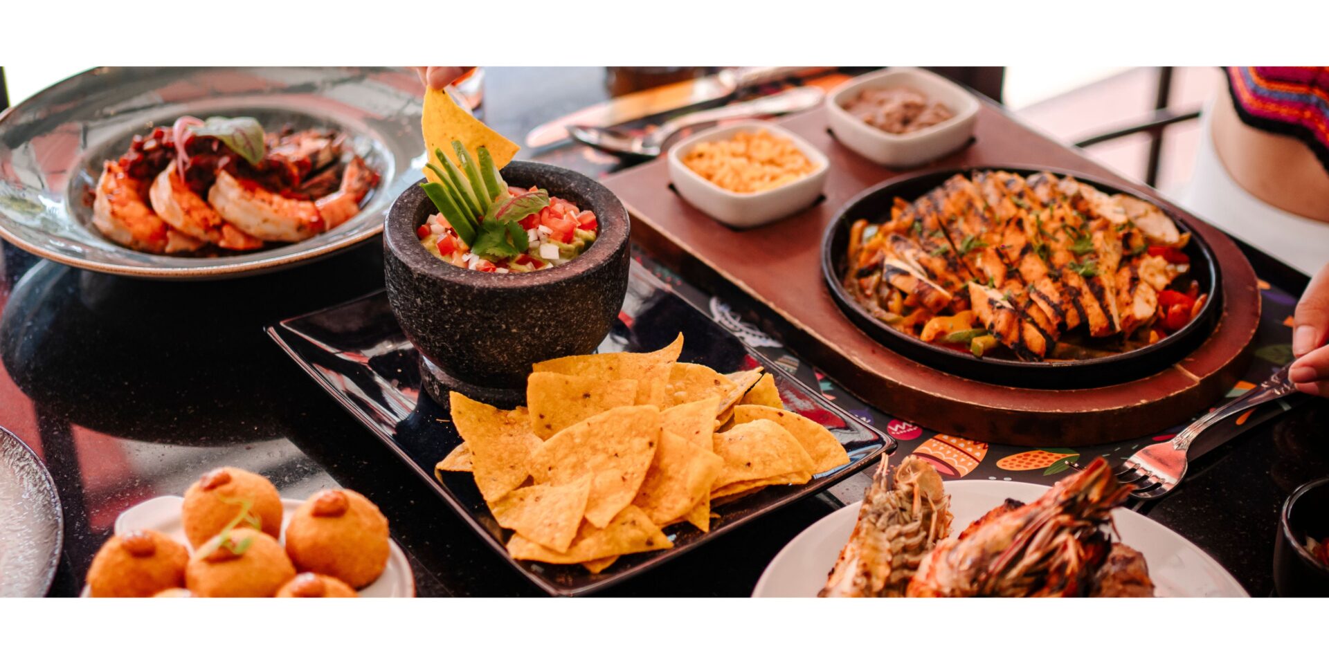 Saturday Pool Brunch Mexican buffet Bangkok Mexicano Restaurante Autentico