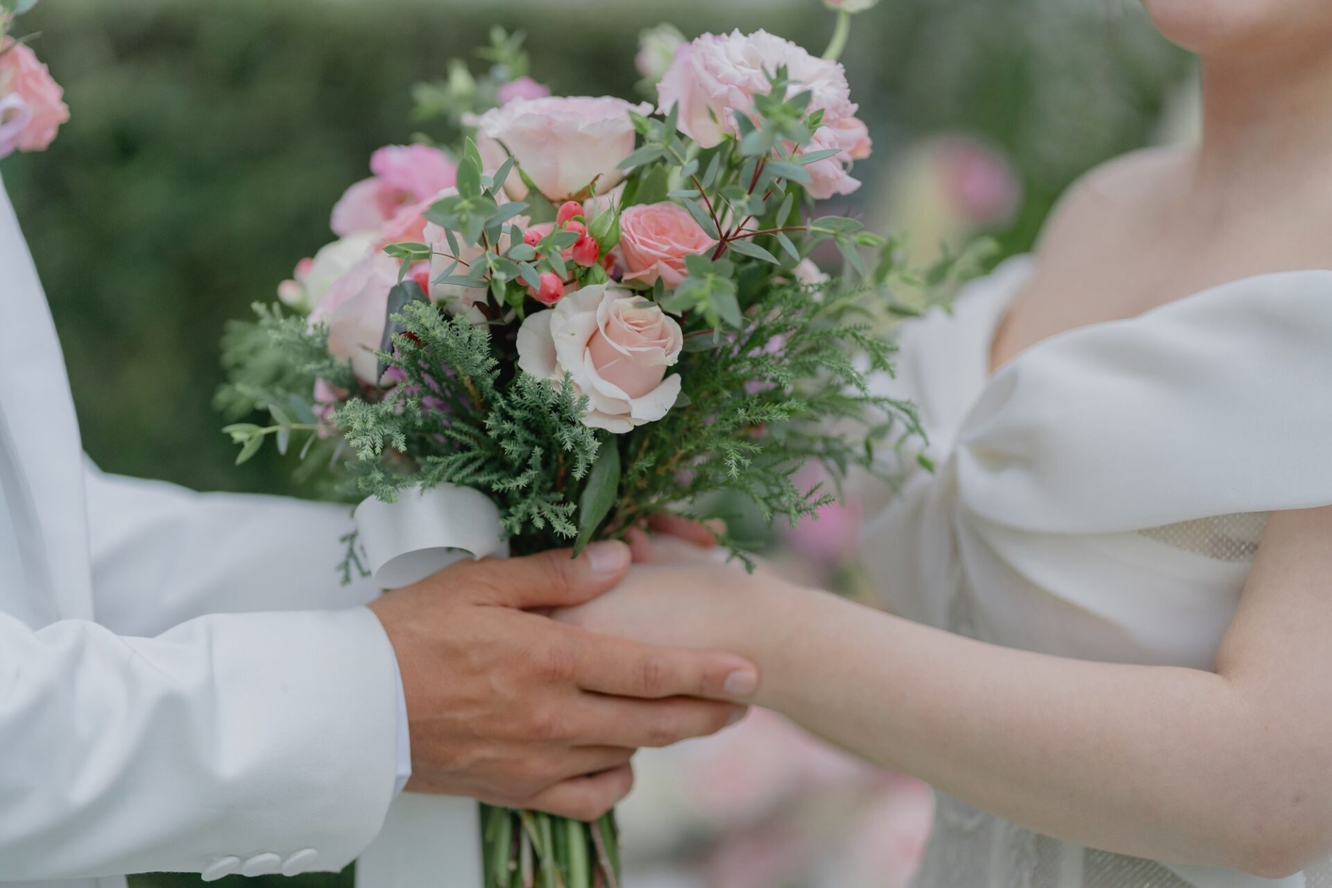 คู่รักในบรรยากาศงานแต่งงานในโรงแรมสุขุมวิท กรุงเทพ