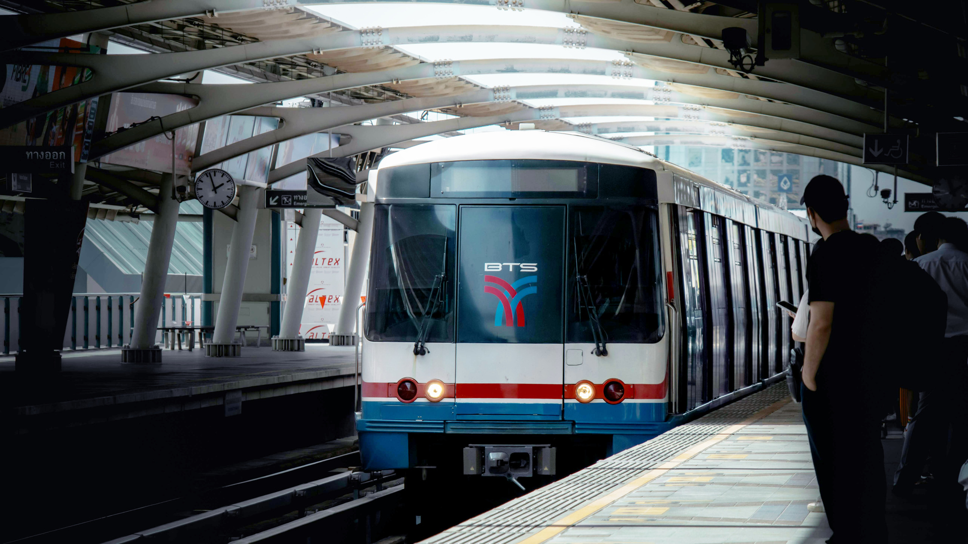 โรงแรมใกล้ BTS อโศก Rembrandt Hotel Bangkok location